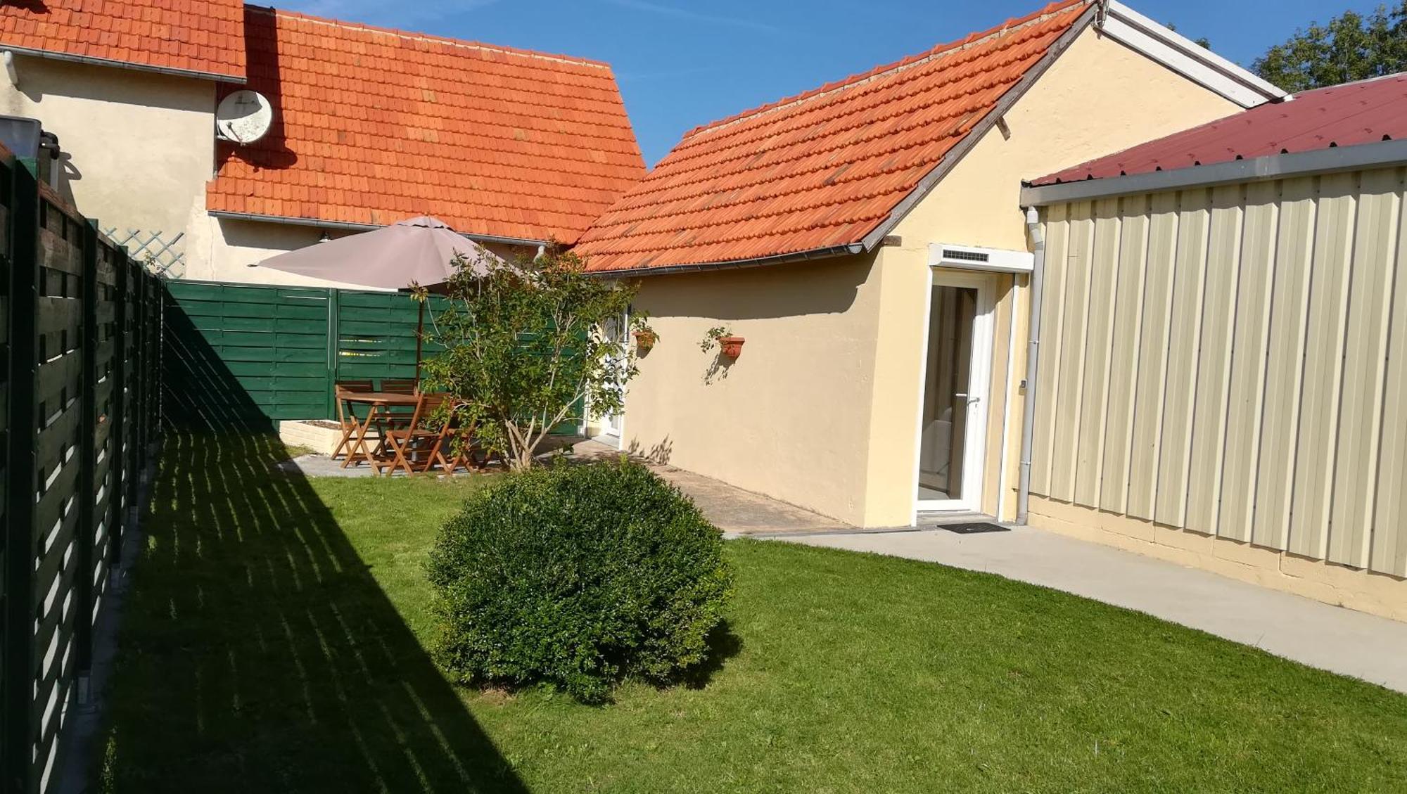 Gite De L'Etang Des Sarcelles Saint-Martin-d'Aubigny Екстер'єр фото